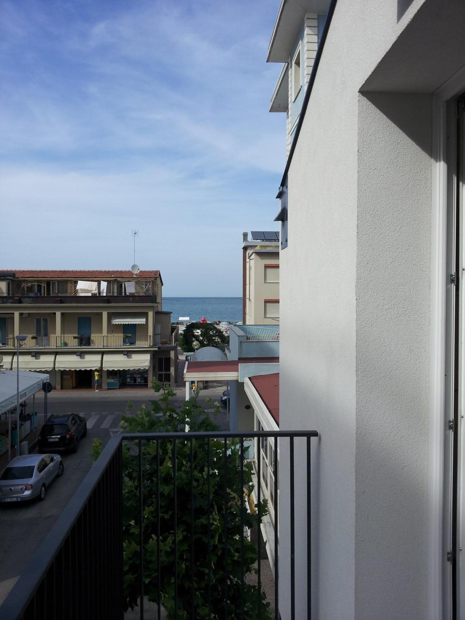 Residence Villa Gori Rimini Bagian luar foto